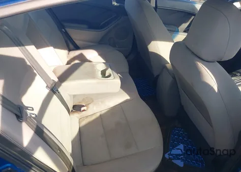 2014 Kia Forte Lx z USA, uszkodzony, nr VIN KNAFX4A6XE5135476